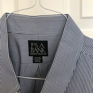 Jos A Bank Dress Shirt Blue White 17.5x35